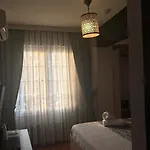 Emirid Hotell 2*
