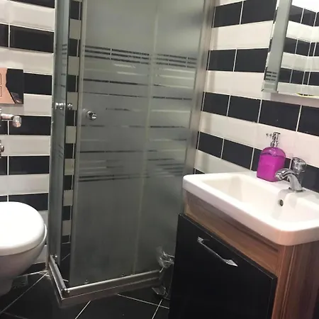 Hotel Emirid 2*